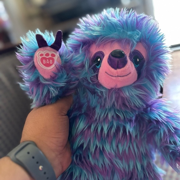 Build-A-Bear Workshop Shaggy Sloth in Turquoise - Picture 3 of 7